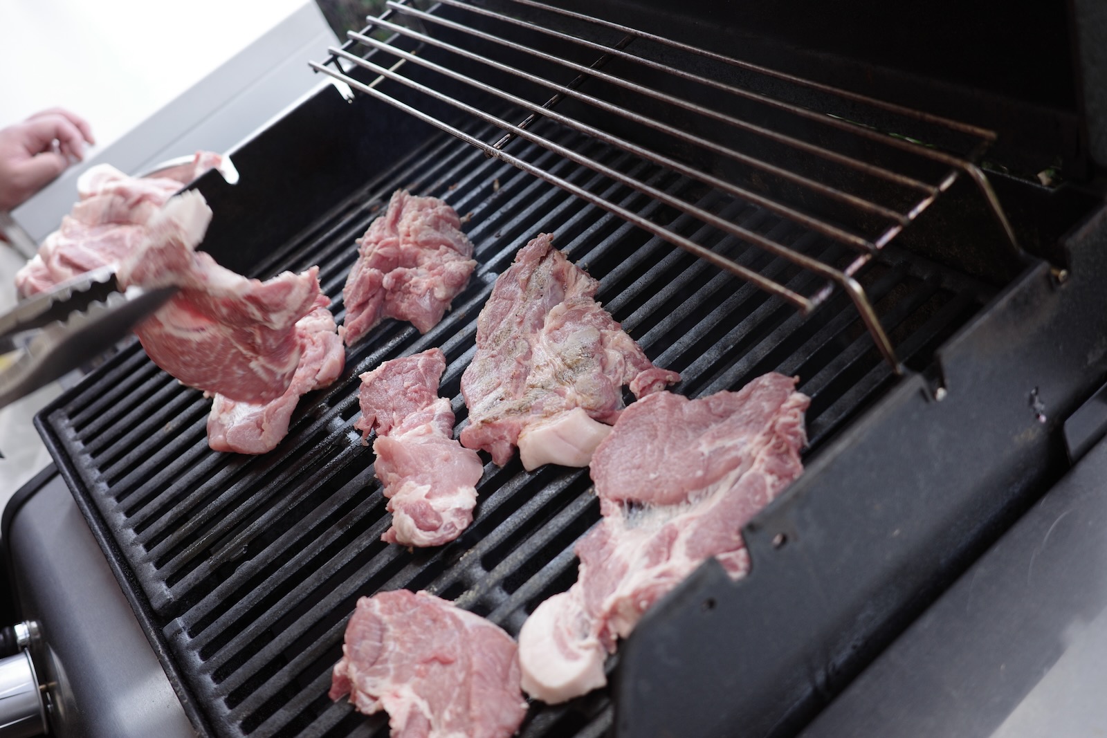 肉肉肉